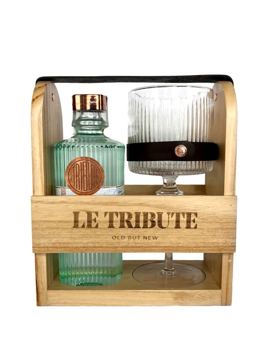 Le Tribute Gin Premium Copa Box (Holzkiste mit 1x Gin 70cl + 1 Ballonglas) 0,7 l